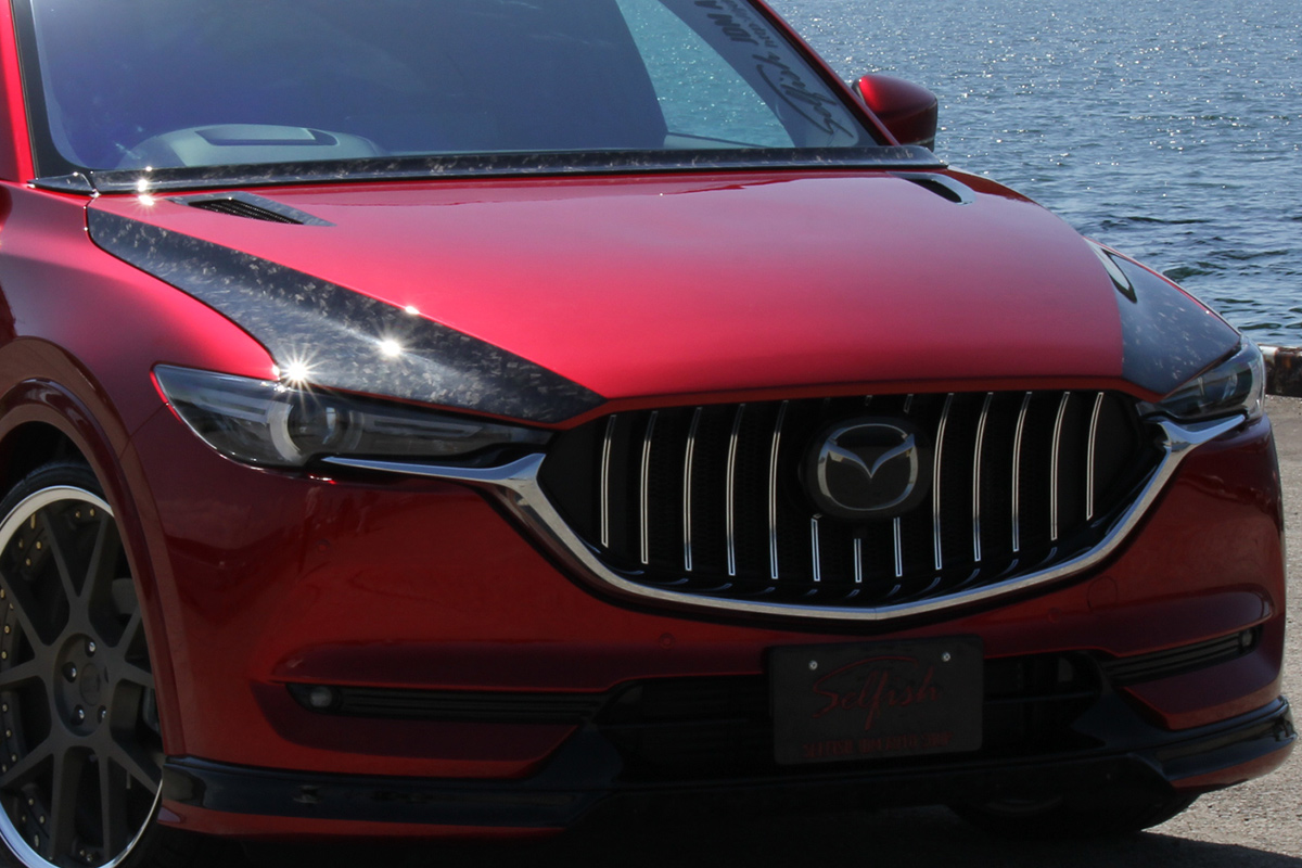 CX8 ボンネットスポイラー