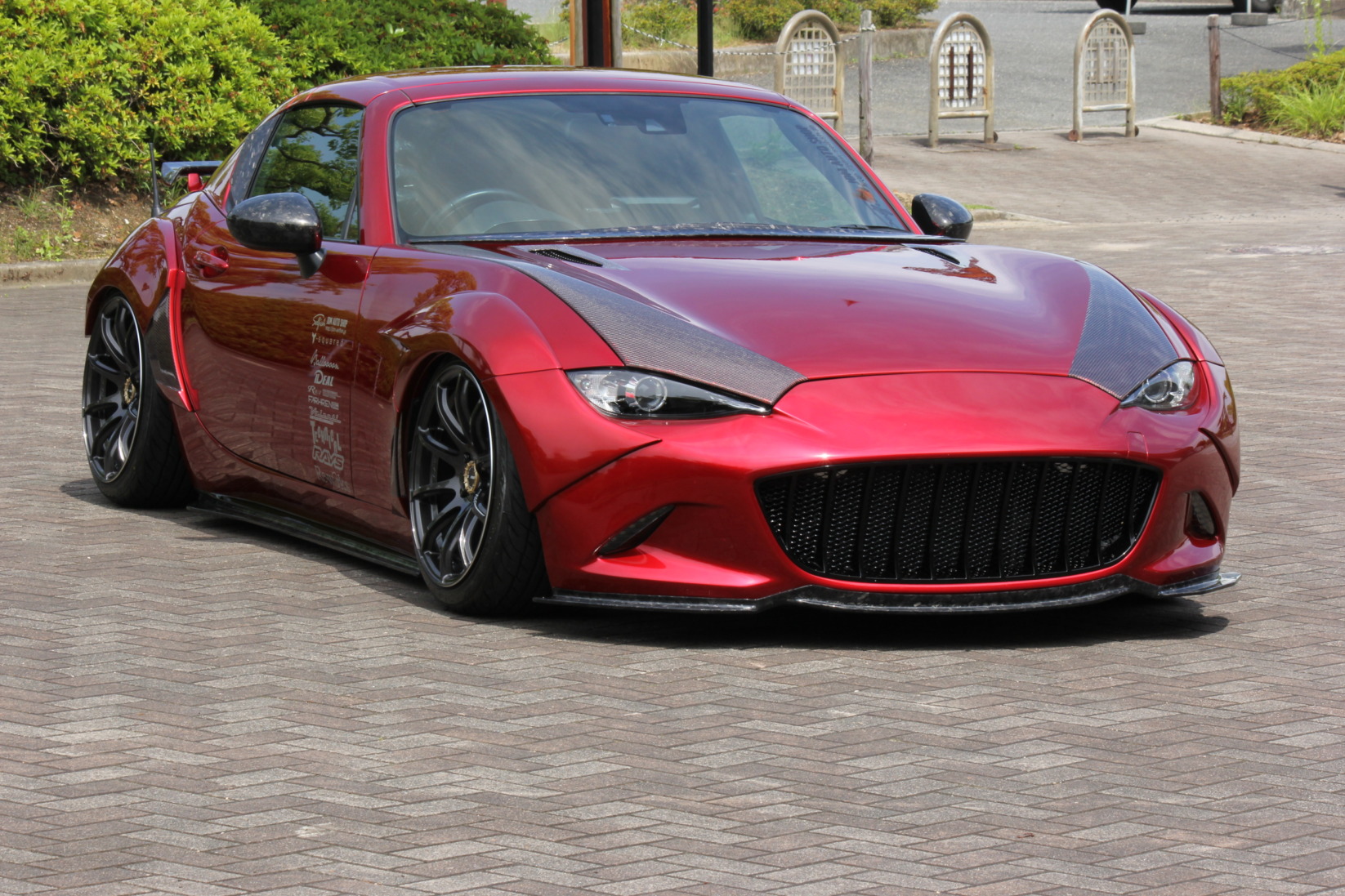 Roadster（ND）ボンネットウイング